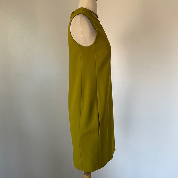 Diane Von Furstenberg 1960s Style Green Ring Neck Mini Dress With Pockets - Picture 6 of 12